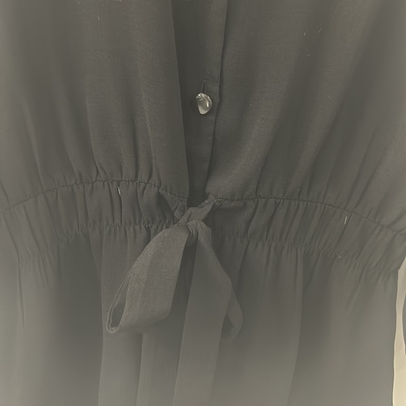 Waist tie button front blouse - Picture 2 of 7